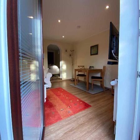 App 3 Apartment List Bagian luar foto